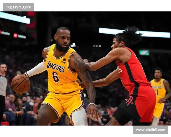 NBA常规赛激战正酣 各队争夺季后赛席位角逐精彩纷呈 NBA常规赛激战正酣 各队争夺季后赛席位角逐精彩纷呈